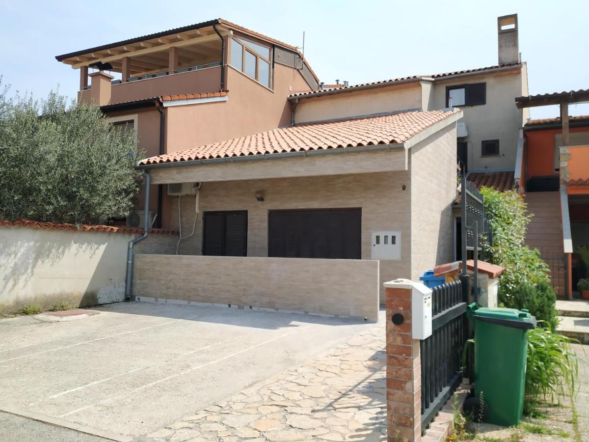 Apartmani Zlatko Пула Экстерьер фото