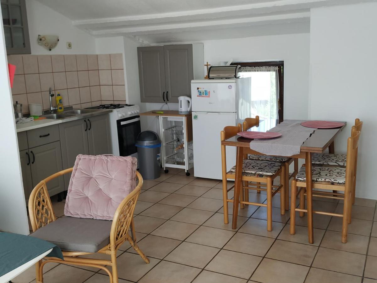 Apartmani Zlatko Пула Экстерьер фото