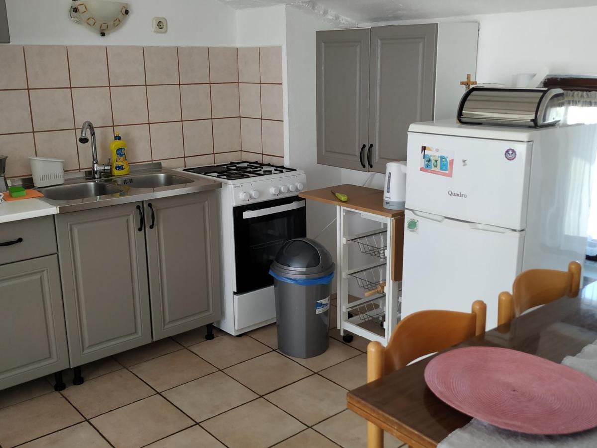 Apartmani Zlatko Пула Экстерьер фото